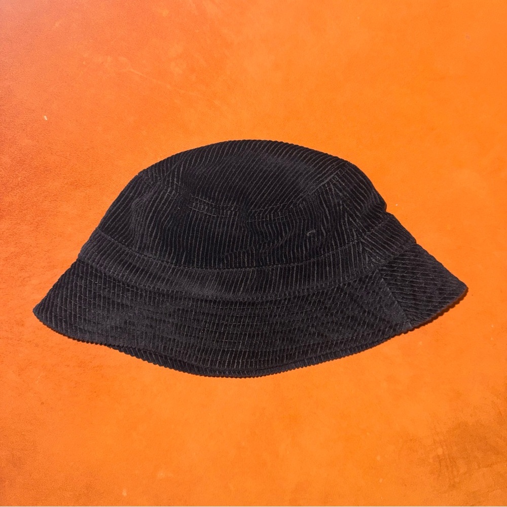 Urban Outfitters Black Corduroy Bucket Hat | Ribbed Texture | Unisex | NWOT
